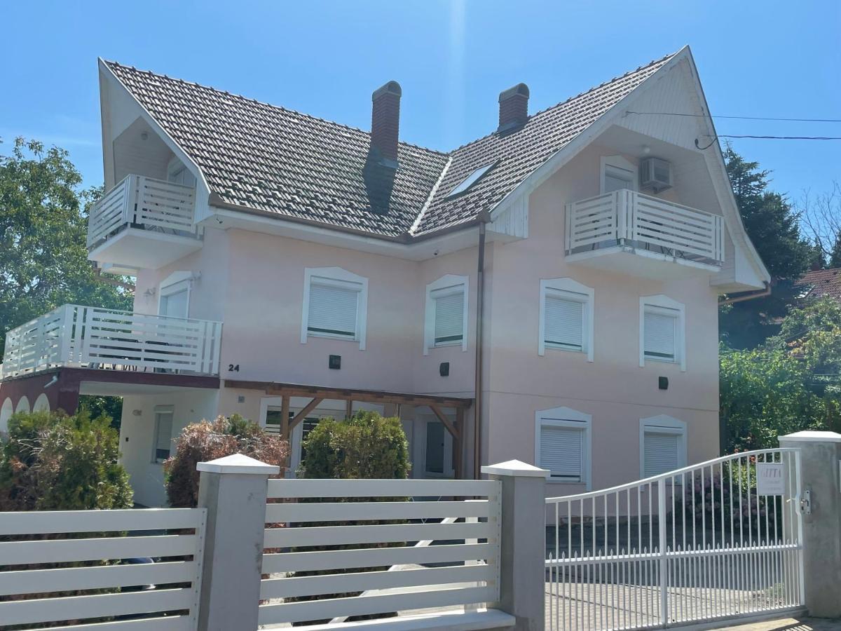 Ferienwohnung Gitta Apartmanhaz Zalakaros Exterior foto