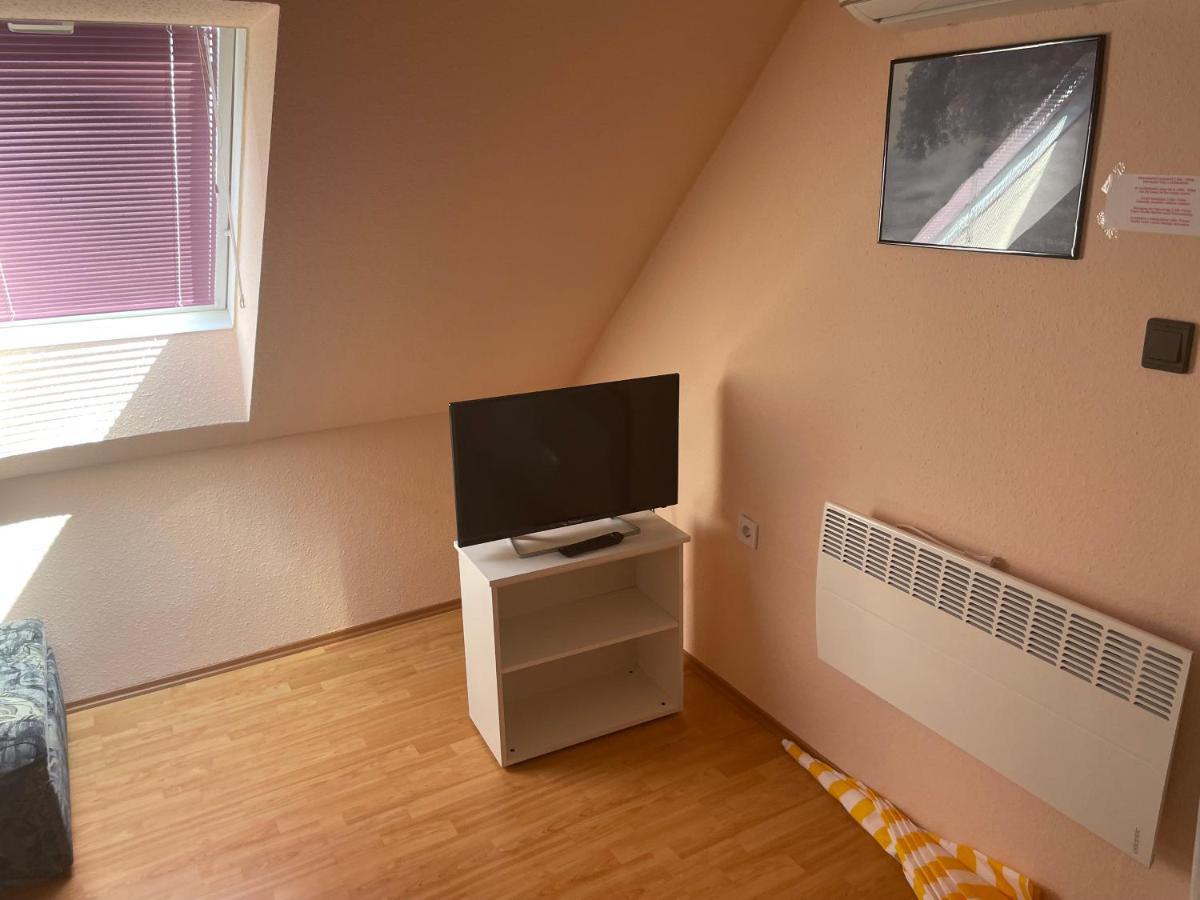 Ferienwohnung Gitta Apartmanhaz Zalakaros Exterior foto